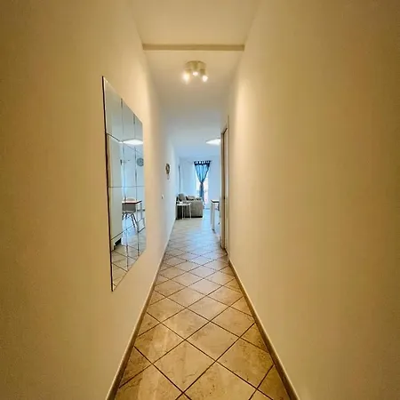 Manga Rosa Apartment *